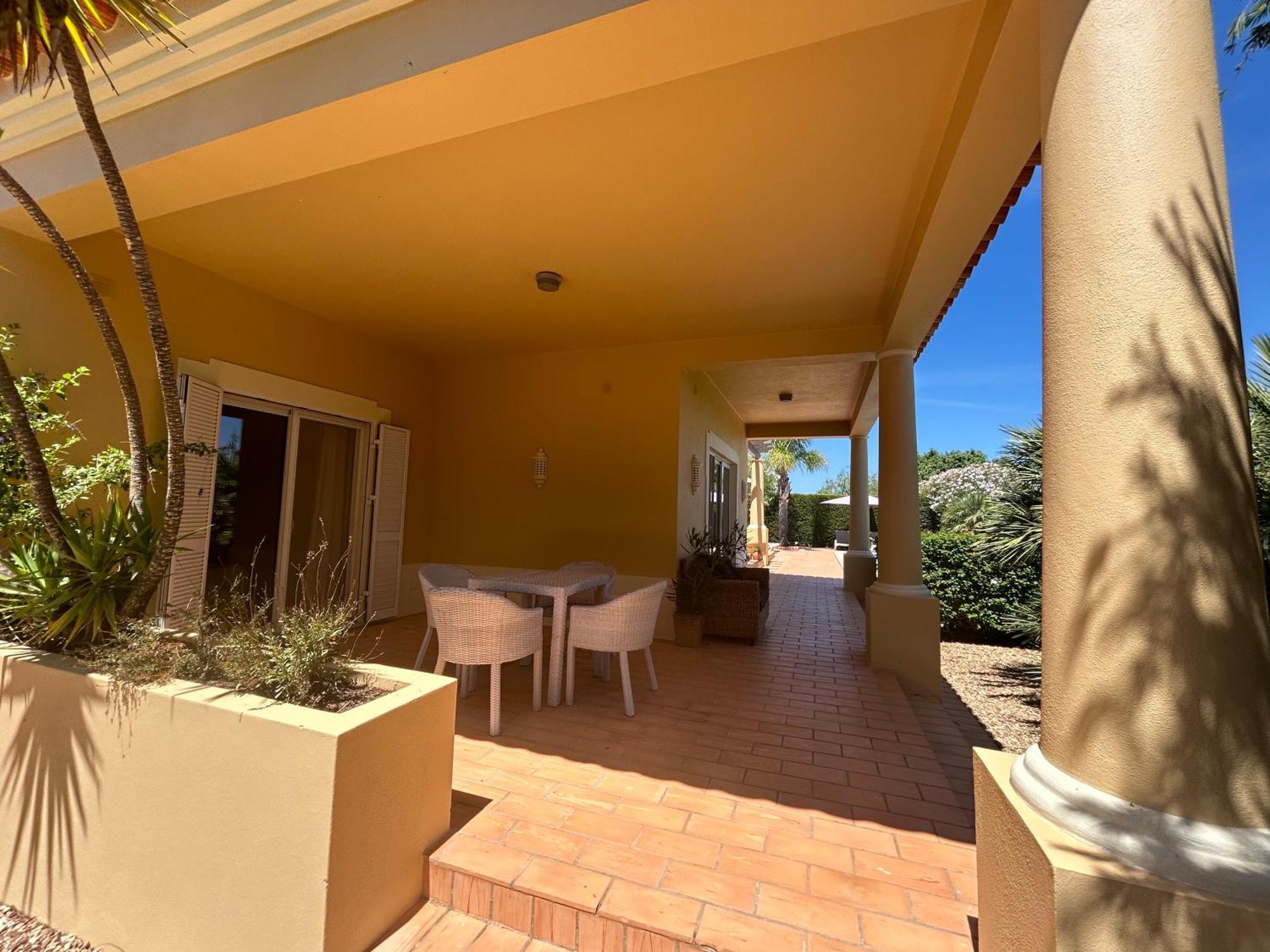 Perfect Golf & For 8 People Estômbar