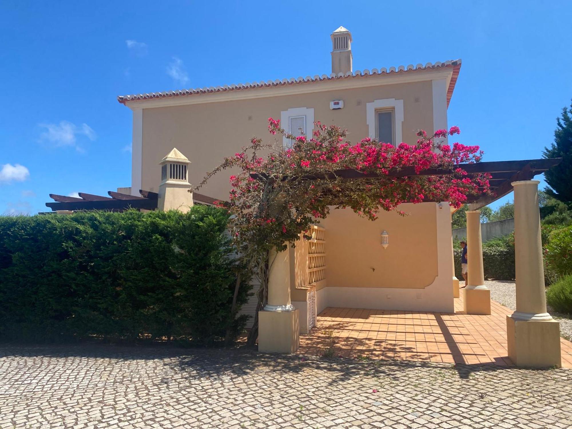 Perfect Golf & For 8 People Villa
