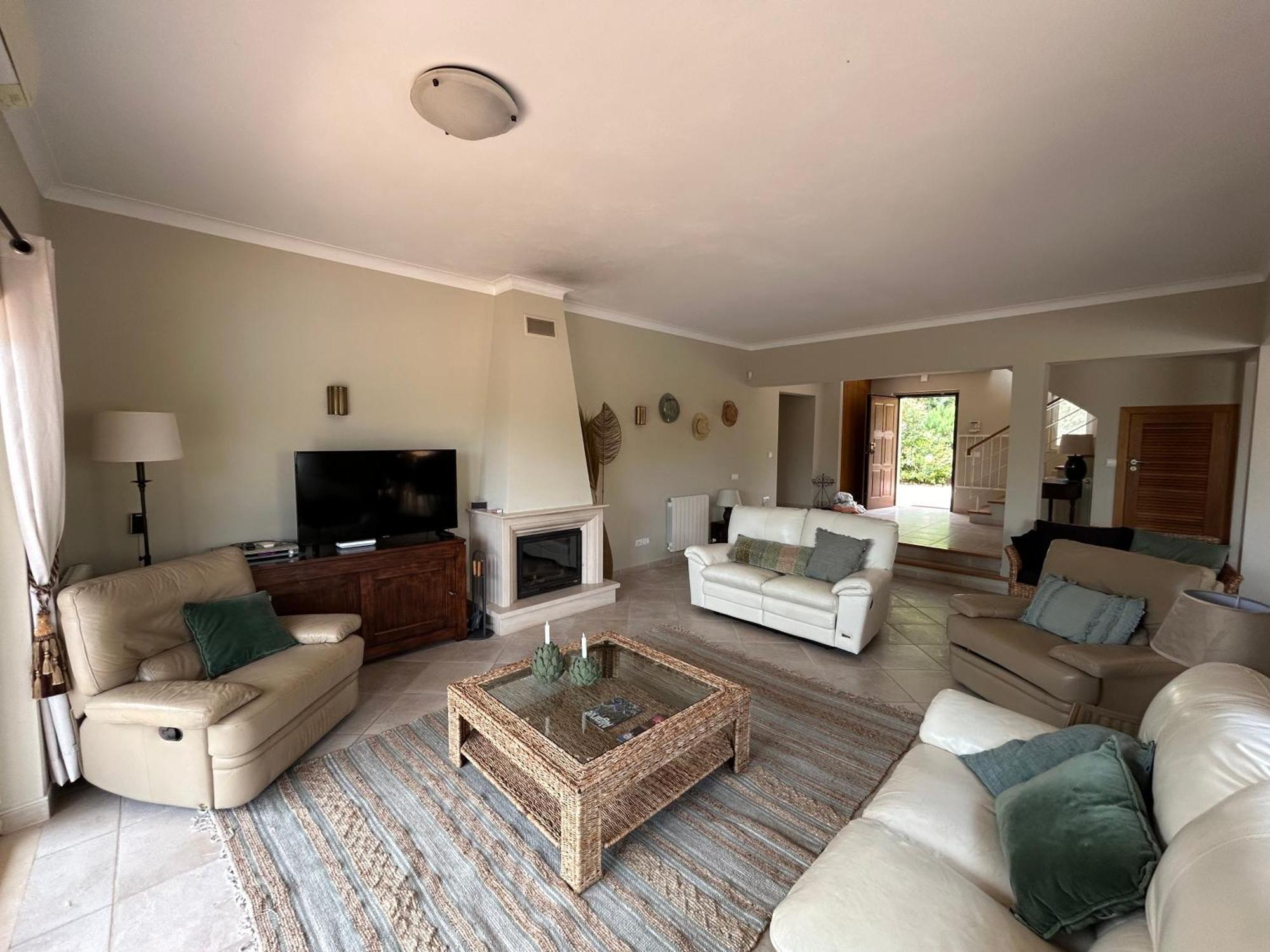 Perfect Golf & For 8 People Villa *