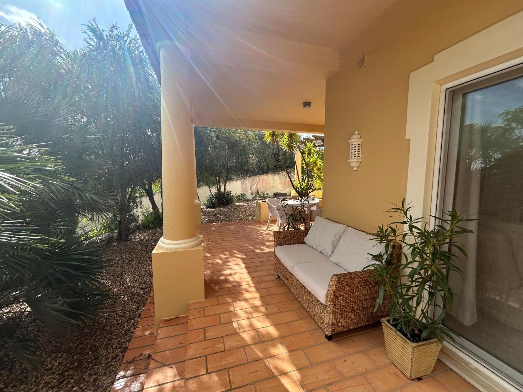 Perfect Golf & For 8 People Villa Estombar